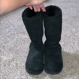 Size 8 black Ugg Boots-best offer accepted!